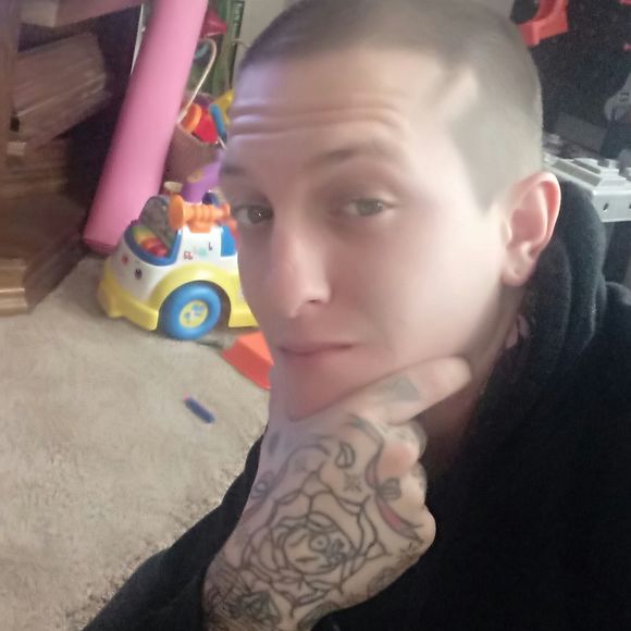 Meet your Posher, Gerald - Picture 1 of 1